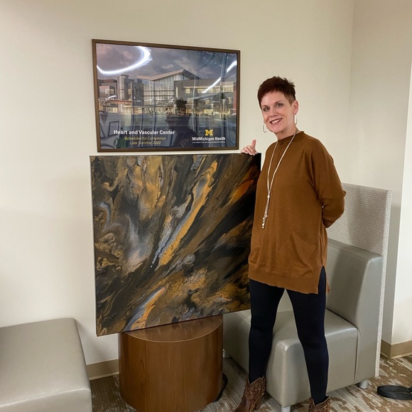 Meet your Posher, Kim - Picture 5 of 16